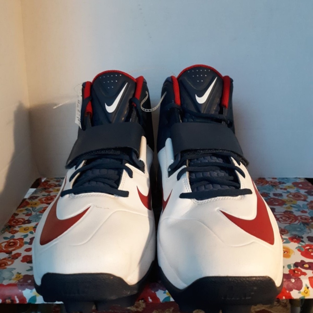 Nike Flywire Football Cleats Shoes 618187-413